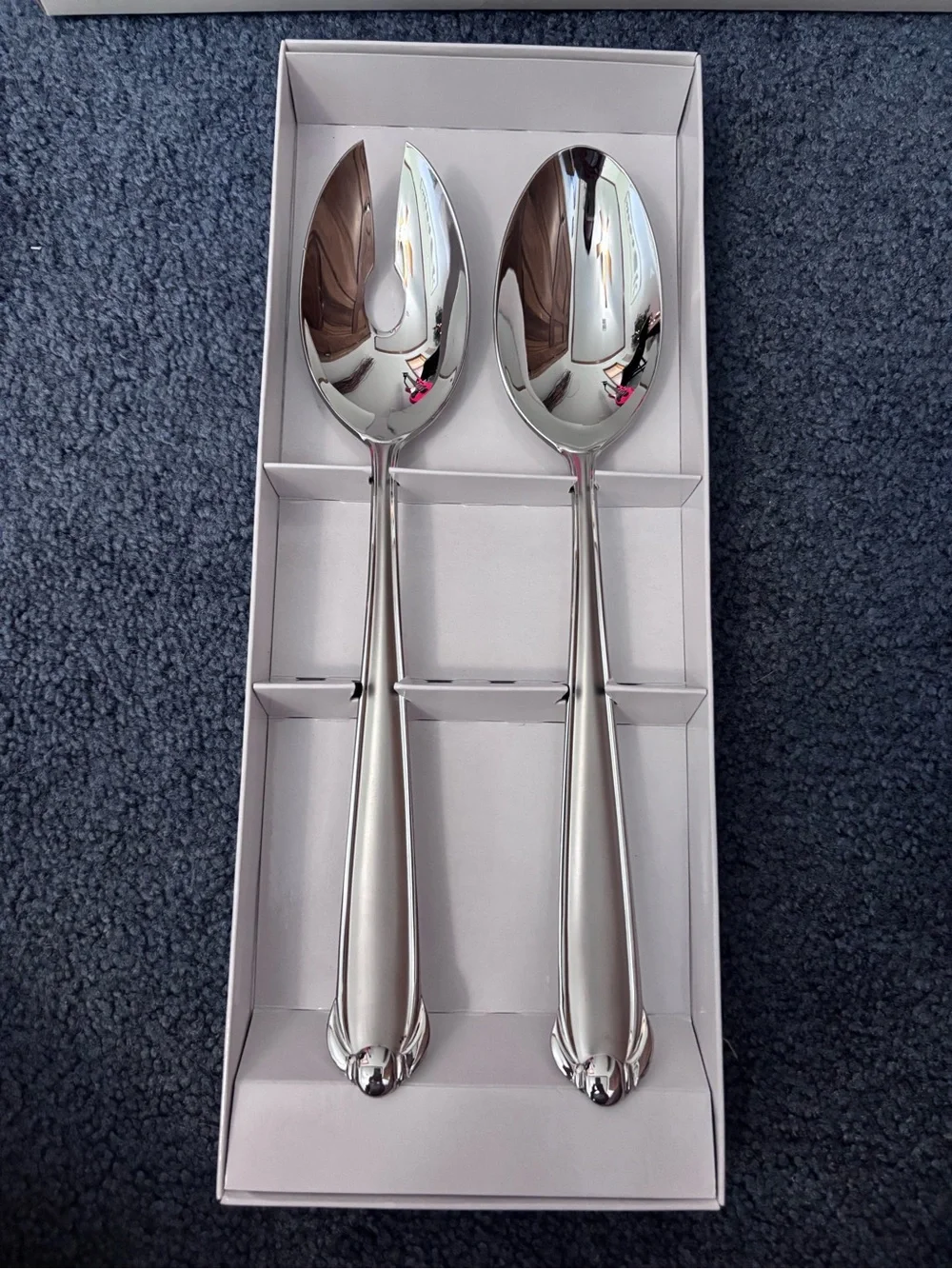 Mikasa Serena 2-Piece Salad Serving Set - Silver